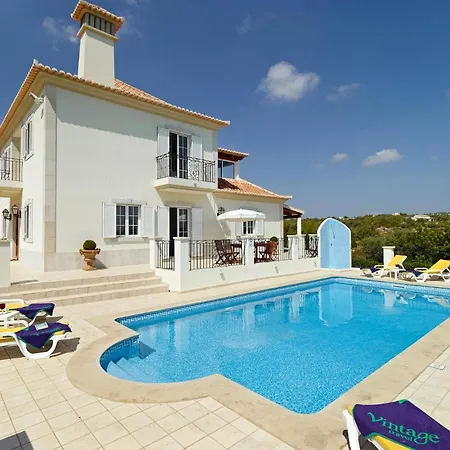 Sleeps 6 Air Con Willa Agostos