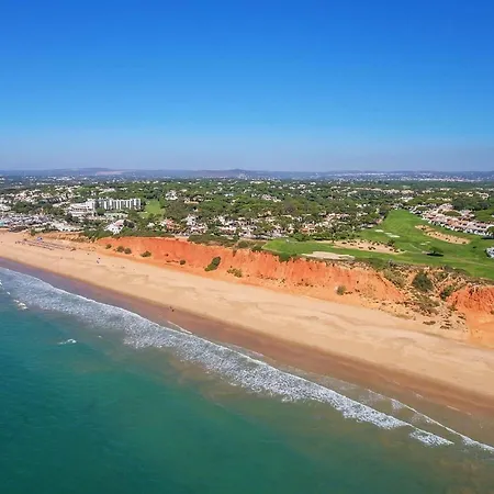 Sleeps 6 Air Con Agostos